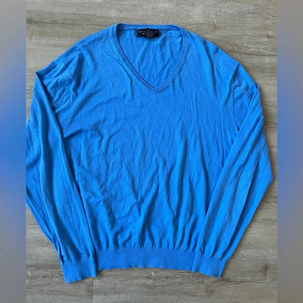 The Men’s Store Bloomingdales Blue Long Sleeve V-Neck Sweater Sz XL 100% cotton